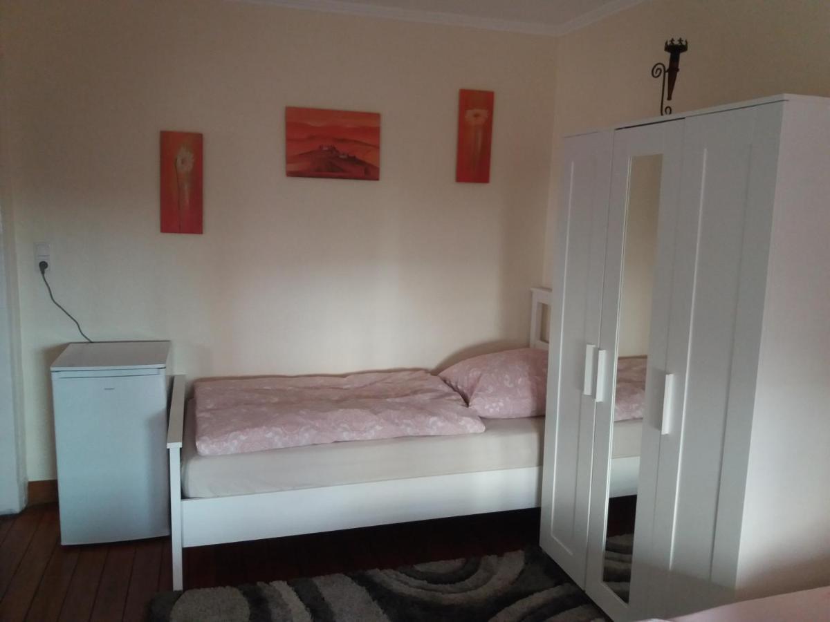 Gasthof Pensionszimmer Lützowzimmer *